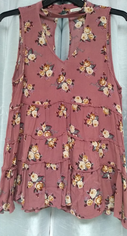 AEO TOP - Picture 3 of 3